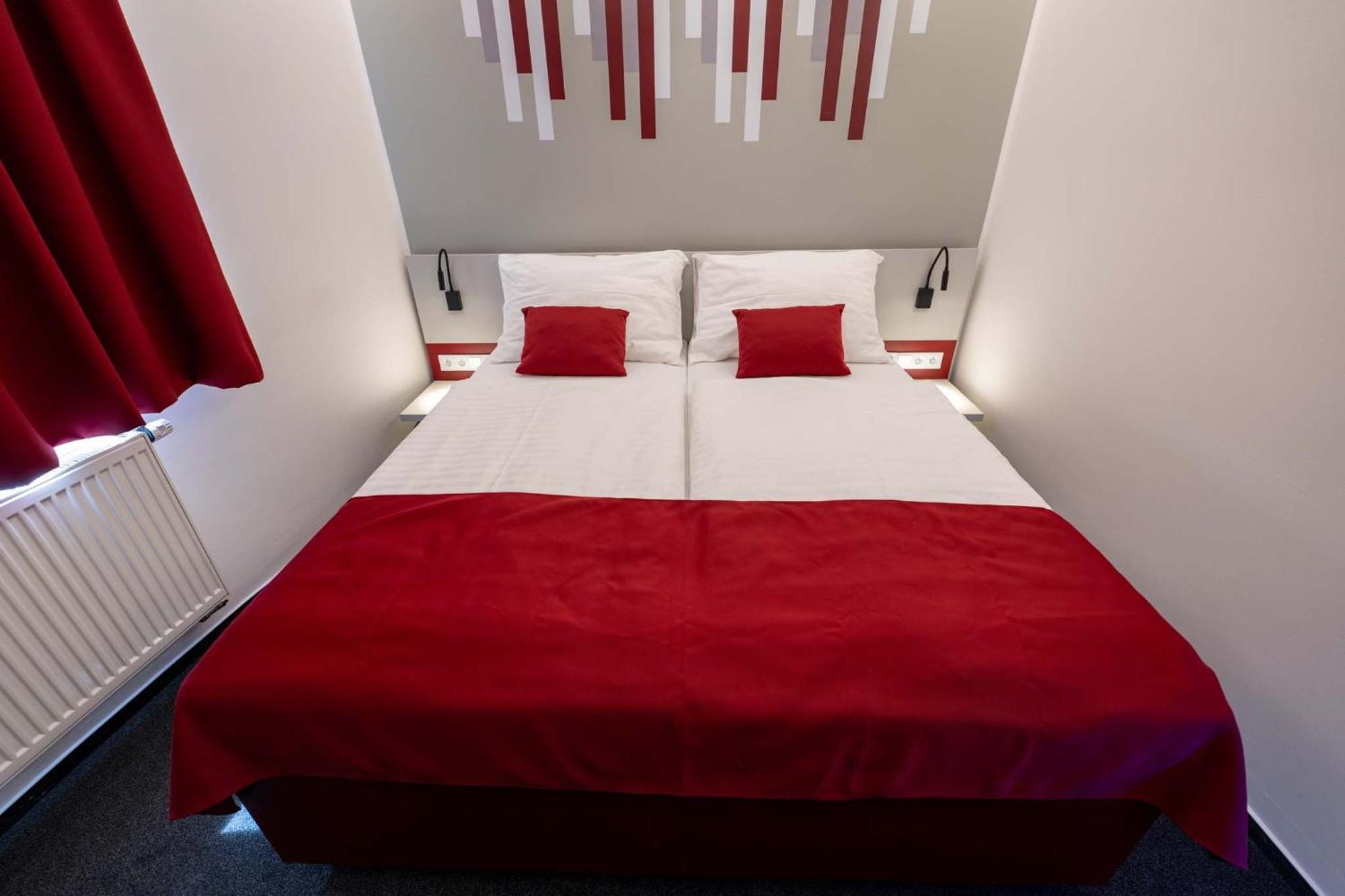 Hotel Villa Eden Jihlava Exteriör bild